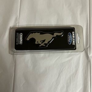 Mustang Emblem